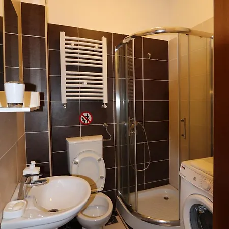 Golden Royal Z Apartment *